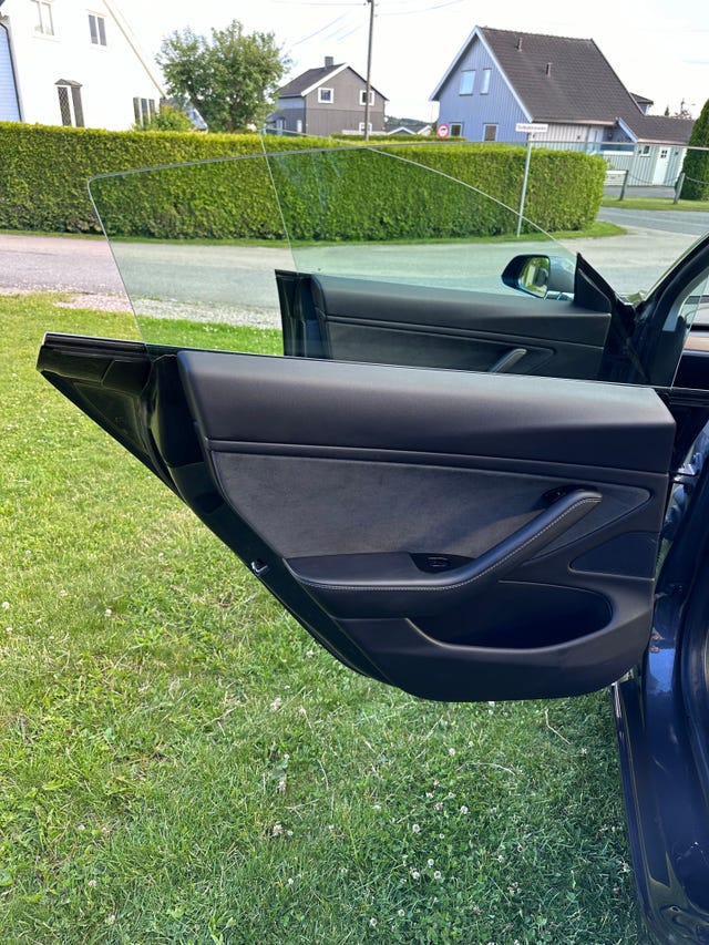 2019 TESLA MODEL 3 - 23