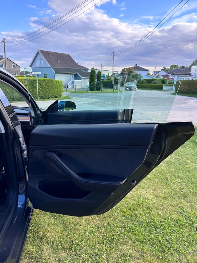 2019 TESLA MODEL 3 - 24