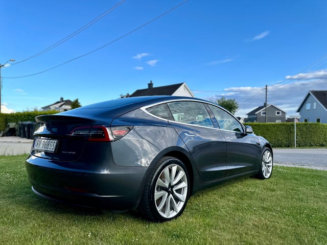 2019 TESLA MODEL 3 - 9