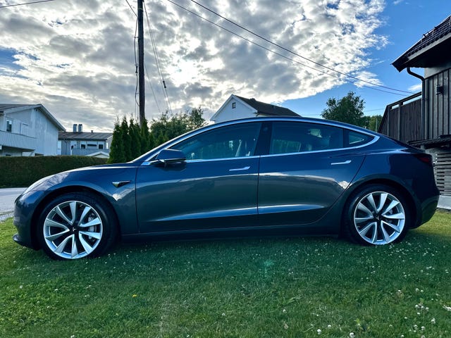5YJ3E7EB2KF335007 2019 TESLA MODEL 3-2