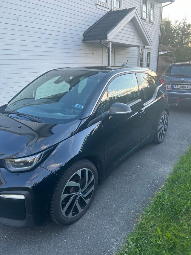 WBY7Z2105J7B28341 2018 BMW I3-4