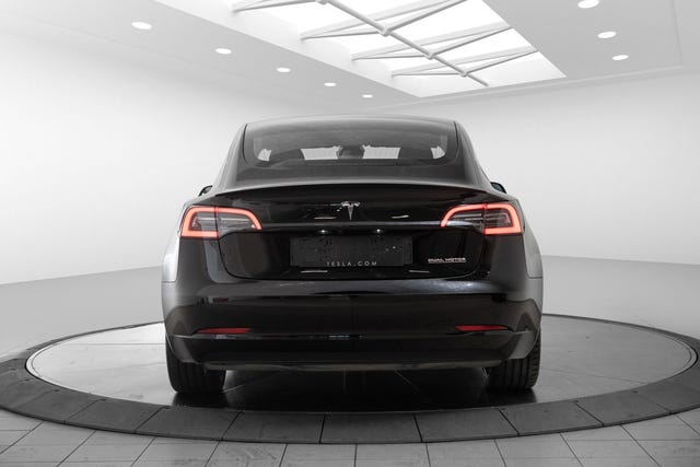 5YJ3E7EB2KF320913 2019 TESLA MODEL 3-4