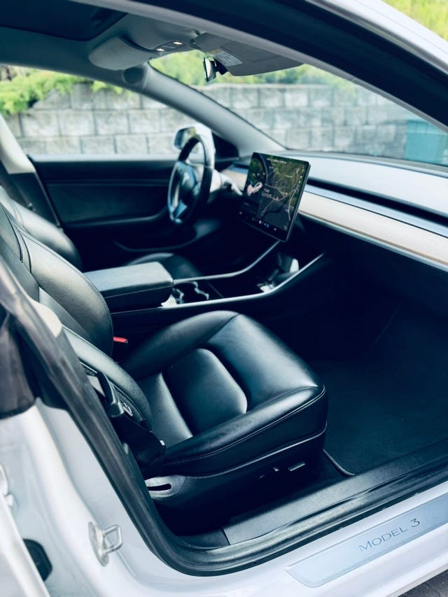 2019 TESLA MODEL 3 - 16