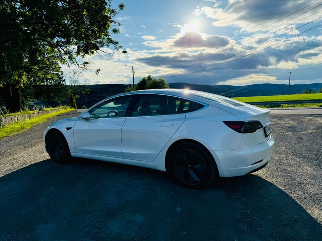 2019 TESLA MODEL 3 - 9