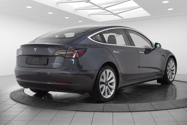 5YJ3E7EBXKF240985 2019 TESLA MODEL 3-5