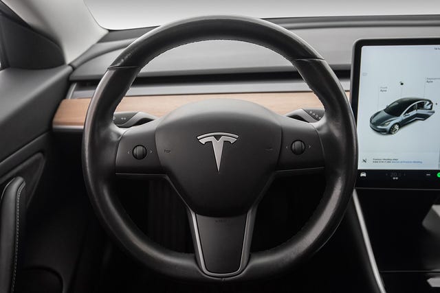 2019 TESLA MODEL 3 - 10