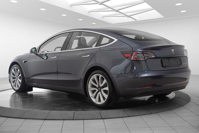 5YJ3E7EBXKF240985 2019 TESLA MODEL 3-3