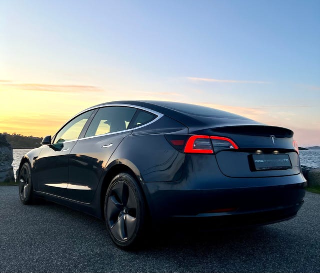 2019 TESLA MODEL 3 - 7