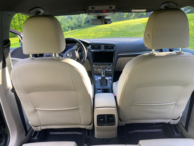 WVWZZZAUZKW905165 2019 VOLKSWAGEN GOLF-4