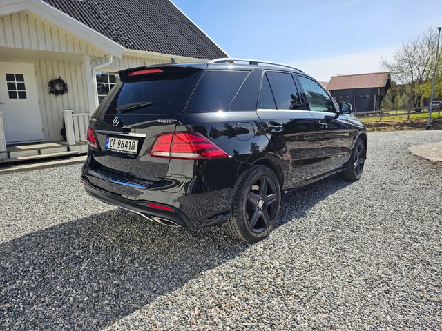 WDC1660631B145556 2018 MERCEDES-BENZ GLE-4