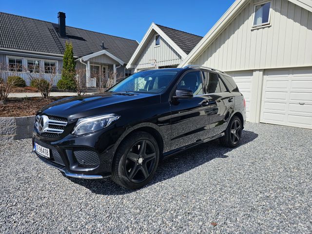 WDC1660631B145556 2018 MERCEDES-BENZ GLE-2