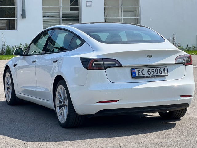 LRW3E7FA9MC228829 2021 TESLA MODEL 3-3