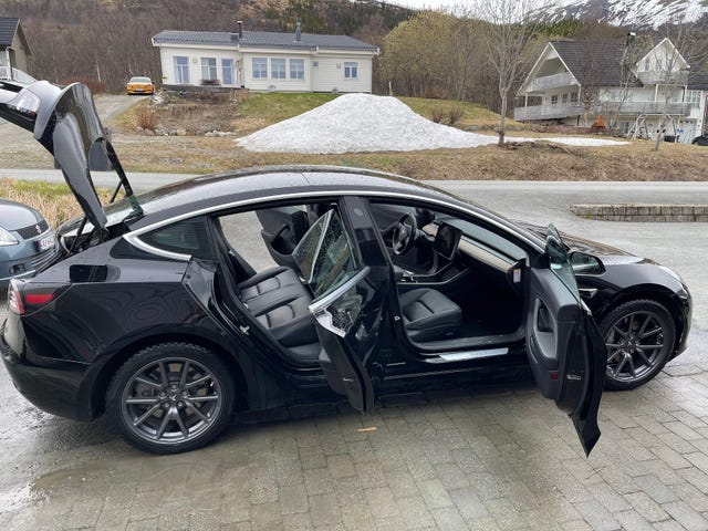 2019 TESLA MODEL 3 - 11