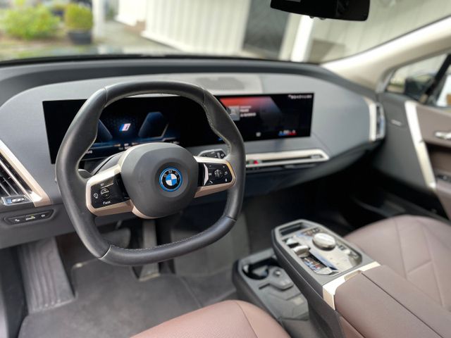 2022 BMW IX XDRIVE 40 - 10