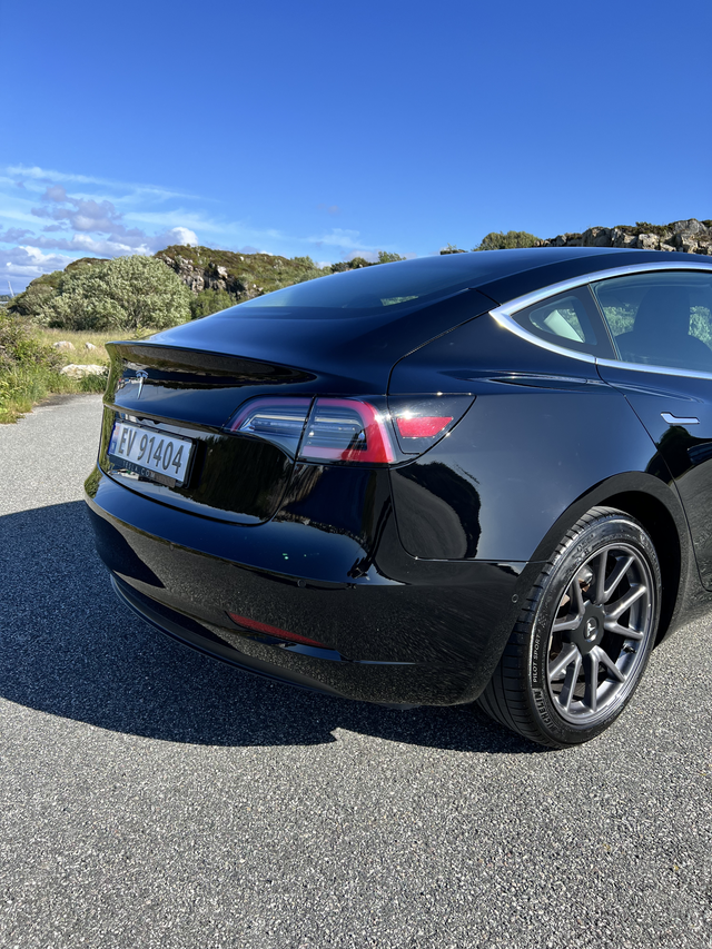 5YJ3E7EA2KF372842 2019 TESLA MODEL 3-3