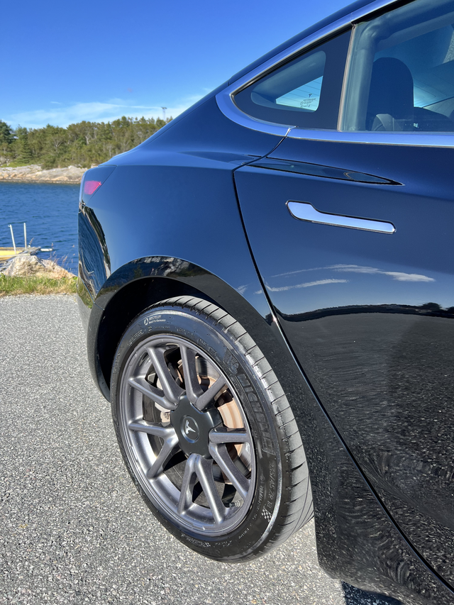 5YJ3E7EA2KF372842 2019 TESLA MODEL 3-2