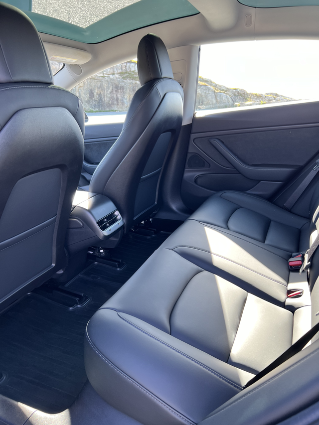 2019 TESLA MODEL 3 - 35