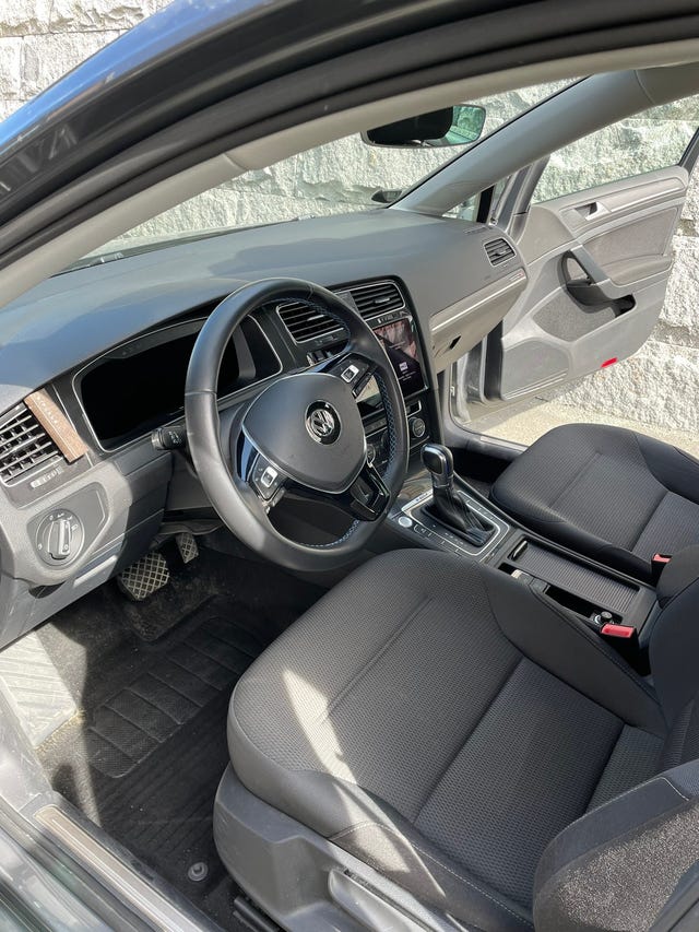 2019 VOLKSWAGEN GOLF - 9