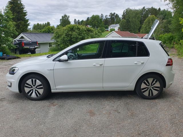 WVWZZZAUZGW901861 2016 VOLKSWAGEN GOLF-3