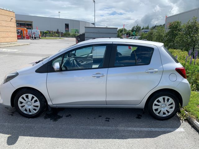 VNKKD3D330A228529 2016 TOYOTA YARIS-5