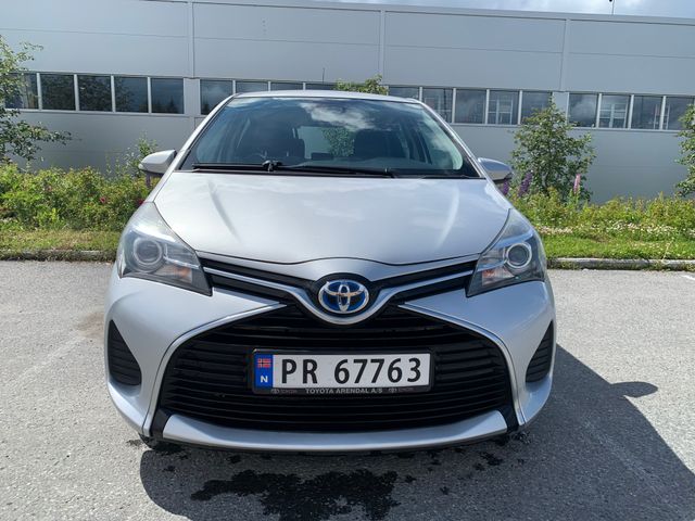 VNKKD3D330A228529 2016 TOYOTA YARIS-1