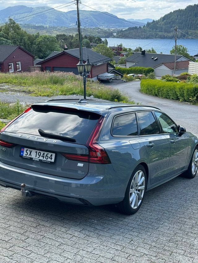 2021 VOLVO V90 - 5