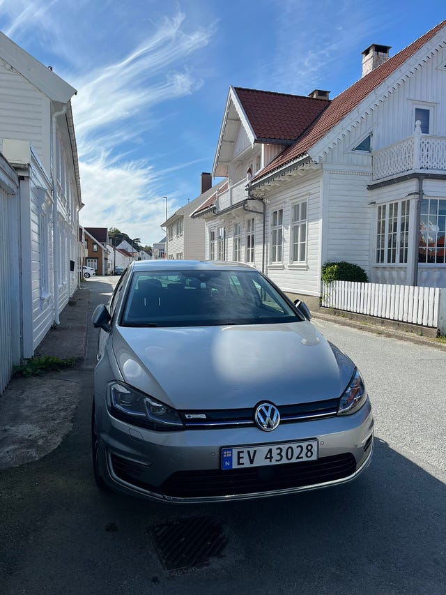 WVWZZZAUZK8906638 2019 VOLKSWAGEN GOLF-2