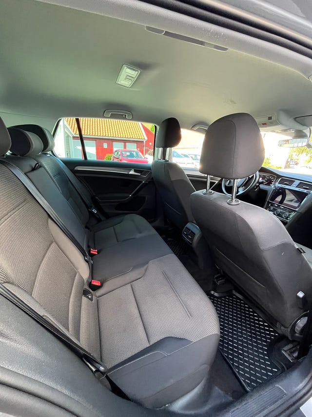 2019 VOLKSWAGEN GOLF - 10