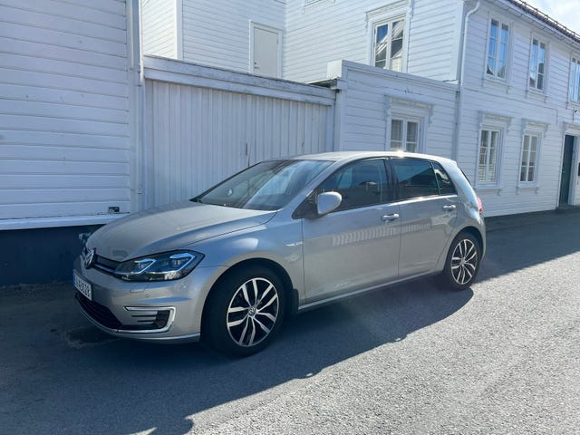 WVWZZZAUZK8906638 2019 VOLKSWAGEN GOLF-1