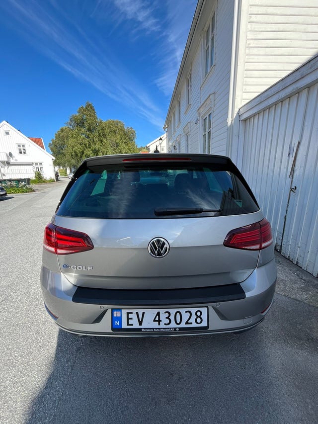 2019 VOLKSWAGEN GOLF - 9