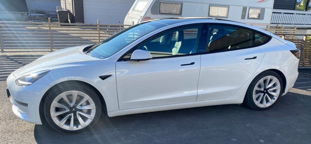 5YJ3E7EB5MF897180 2021 TESLA MODEL 3-0