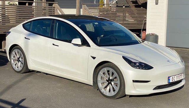 2021 TESLA MODEL 3 - 12