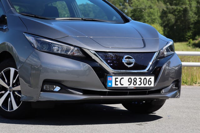 2021 NISSAN LEAF - 12
