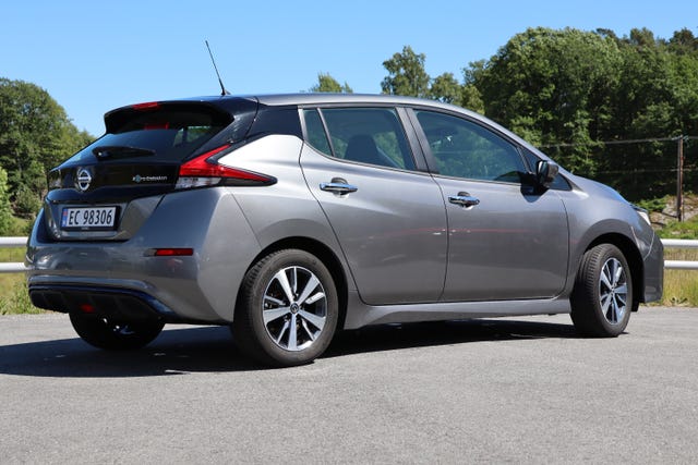 2021 NISSAN LEAF - 13