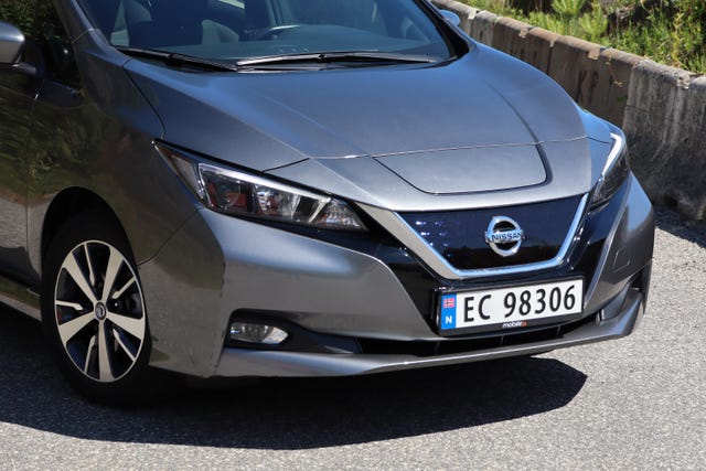 2021 NISSAN LEAF - 16
