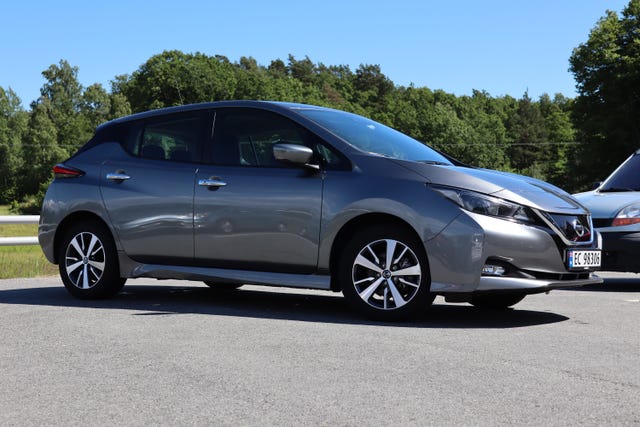 2021 NISSAN LEAF - 7