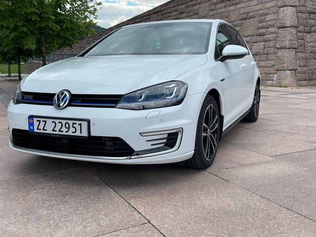 WVWZZZAUZGW816679 2016 VOLKSWAGEN GOLF-2