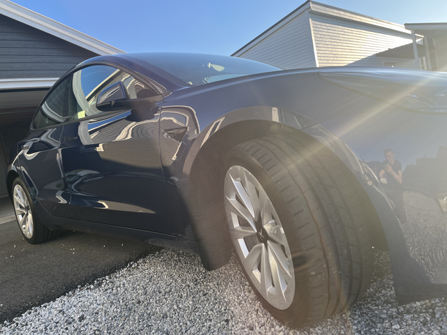 5YJ3E7EB8MF888389 2021 TESLA MODEL 3-2