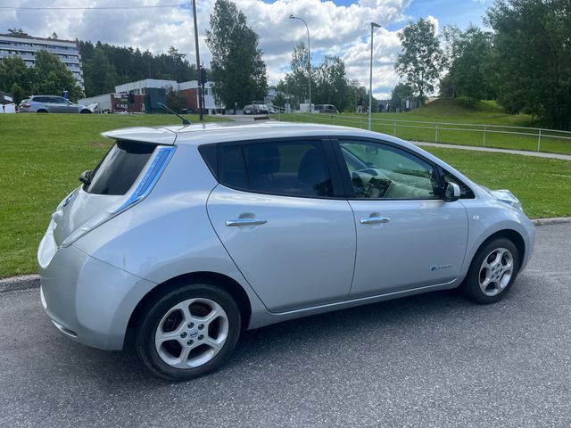 2012 NISSAN LEAF - 2