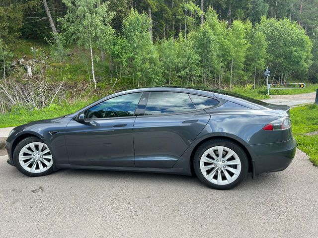 5YJSA7E2XJF250292 2018 TESLA MODEL S-5