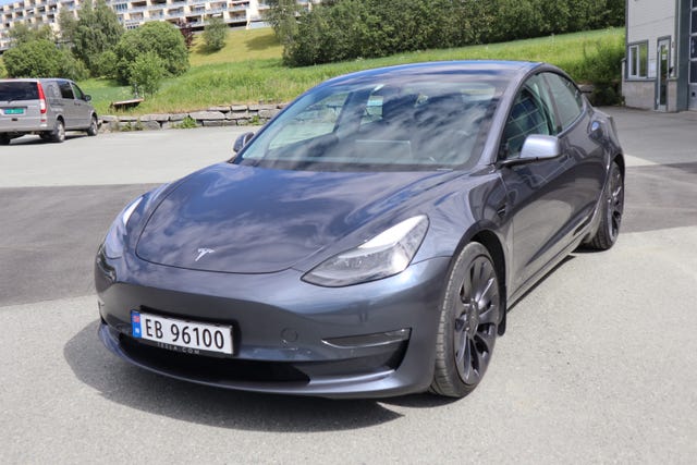 2021 TESLA MODEL 3 - 8