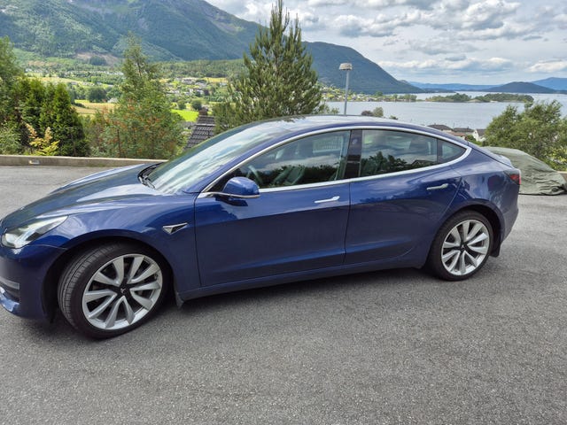 5YJ3E7EB1KF316416 2019 TESLA MODEL 3-0