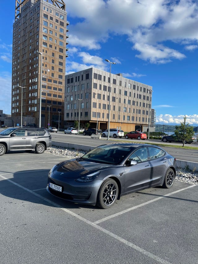 5YJ3E7EB7MF967018 2021 TESLA MODEL 3-2