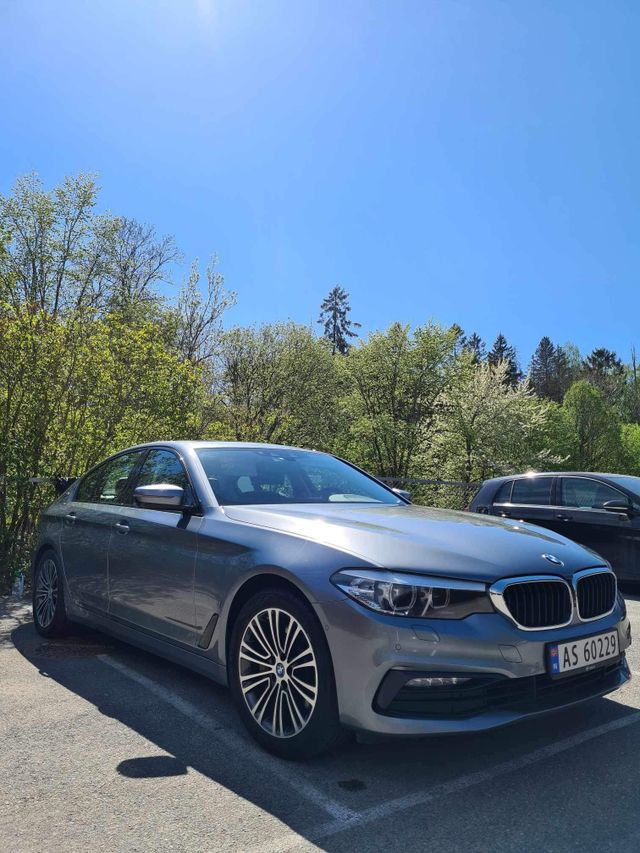 2019 BMW 5-SERIE - 11