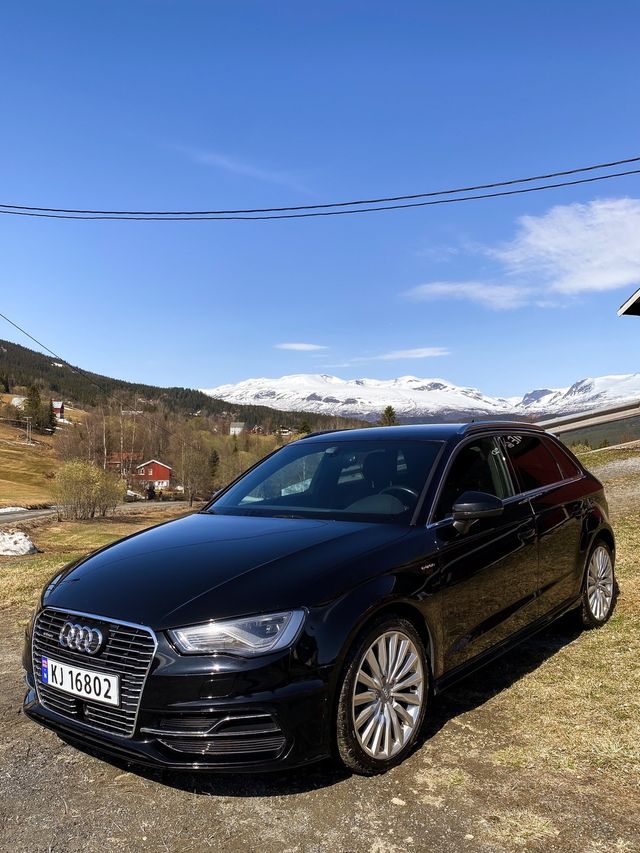 WAUZZZ8VXFA161201 2015 AUDI A3-0