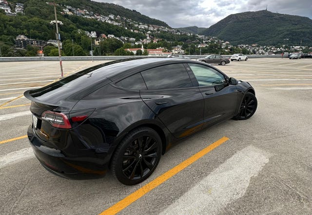5YJ3E7EB3KF239693 2019 TESLA MODEL 3-3