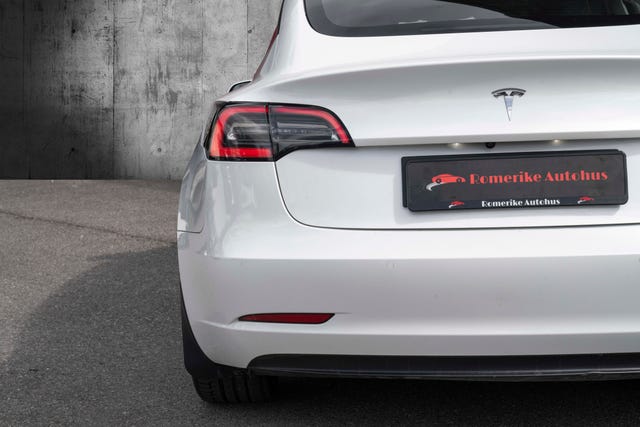2021 TESLA MODEL 3 - 9