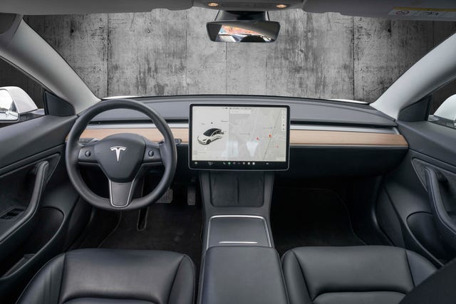 2021 TESLA MODEL 3 - 18