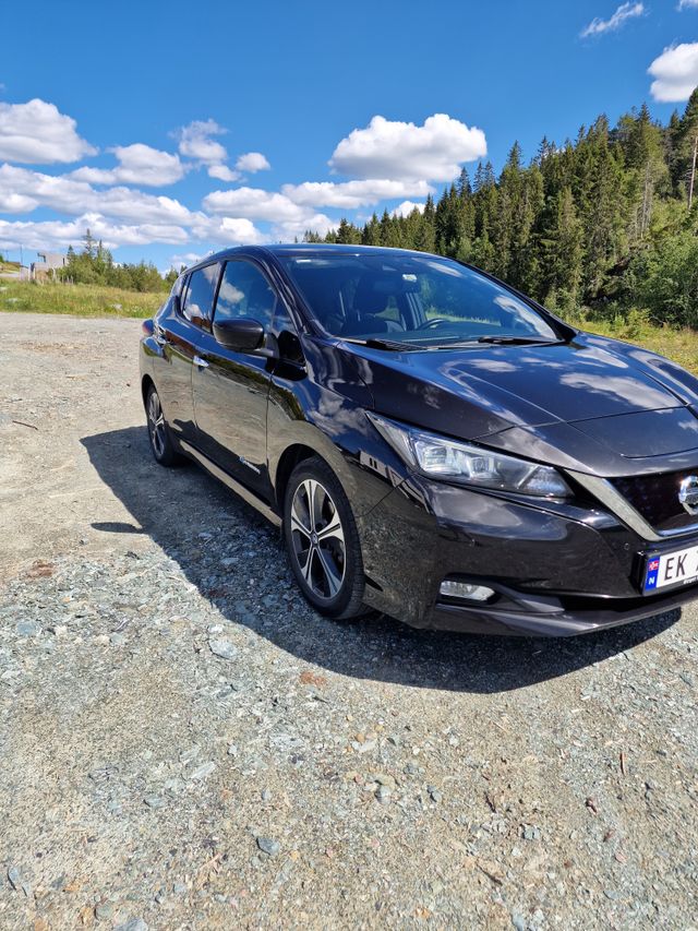 2018 NISSAN LEAF - 2