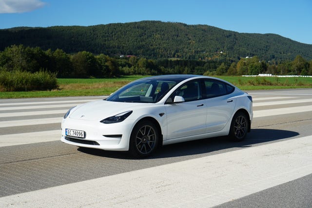 LRW3E7FJ2MC287656 2021 TESLA MODEL 3-0